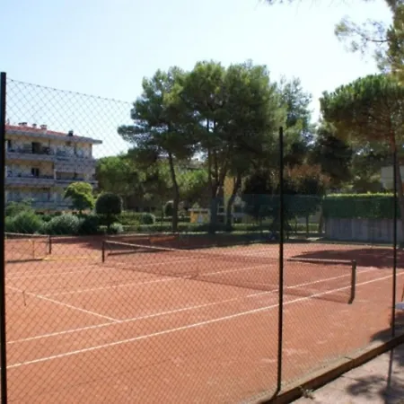 Apartament Flat With Terrace Overlooking The Pool