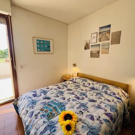 Flat With Terrace Overlooking The Pool Appartamento *