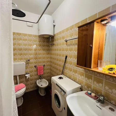 Apartament Flat With Terrace Overlooking The Pool *