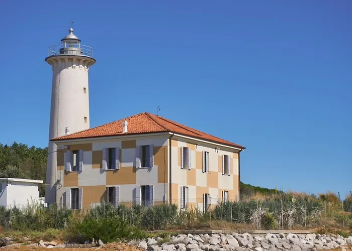 Flat With Terrace Overlooking The Pool Apartamento